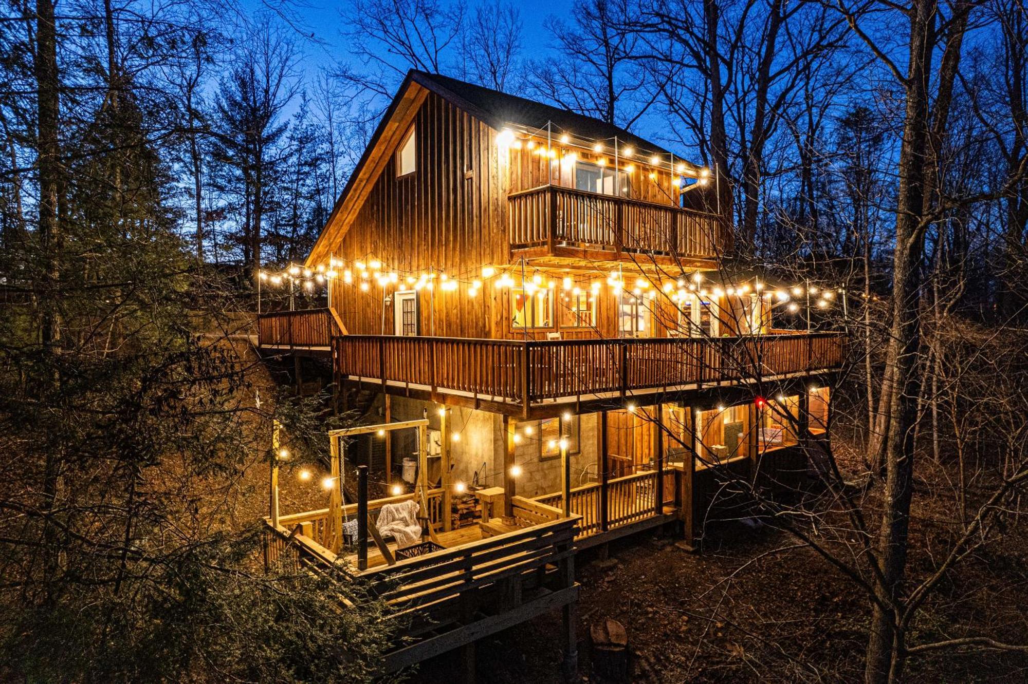 The Family Stone Luxe Cabin Sleeps 12 Hot Tub Dogfriendly Dollywood 비둘기 포지 외부 사진