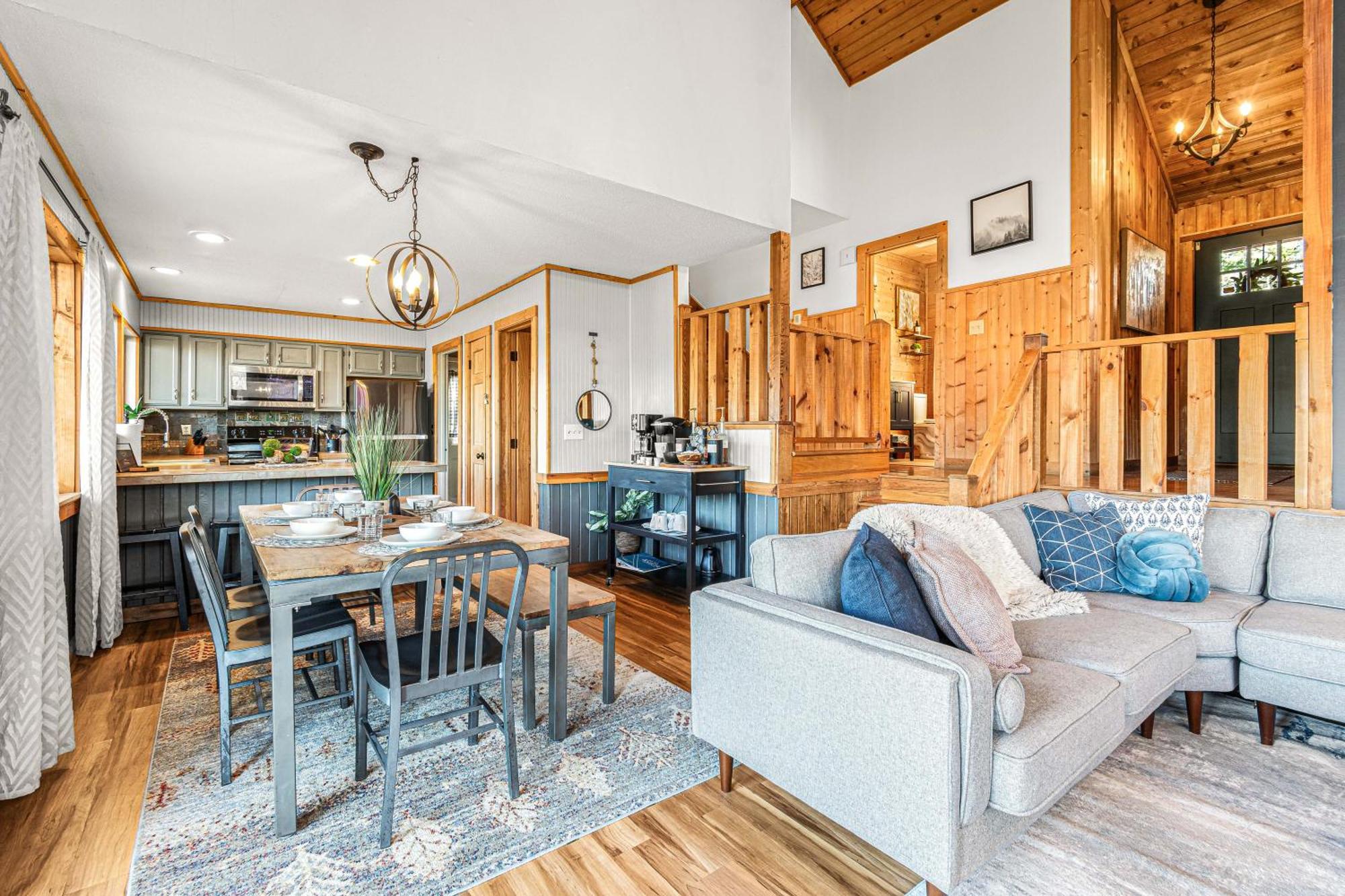 The Family Stone Luxe Cabin Sleeps 12 Hot Tub Dogfriendly Dollywood 비둘기 포지 외부 사진