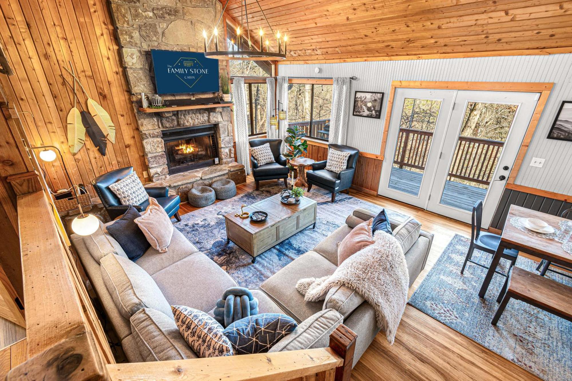 The Family Stone Luxe Cabin Sleeps 12 Hot Tub Dogfriendly Dollywood 비둘기 포지 외부 사진